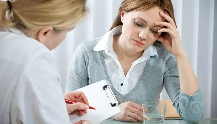 При первых же симптомах необходима консультация врача При первых же симптомах необходима консультация врача