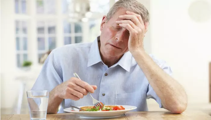 При появлении температуры необходимо обратиться к врачу